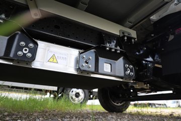 ����E˳�� 2025�� ���綯 4X2 Һɲ 3.8�׵�����ʽ�Ῠ ʱ���°�63.75kWhͼƬ