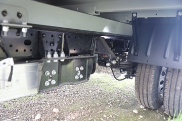 ����E˳�� 2025�� ���綯 4X2 Һɲ 3.8�׵�����ʽ�Ῠ ʱ���°�63.75kWhͼƬ