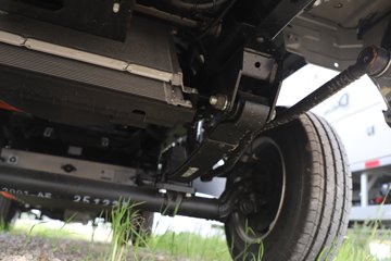 ����E˳�� 2025�� ���綯 4X2 Һɲ 3.8�׵�����ʽ�Ῠ ʱ���°�63.75kWhͼƬ