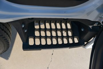 ����Ծ�� ����T2 Һɲ 4.2�׵��Ŵ��綯�����Ῠ ����74.47kWhͼƬ