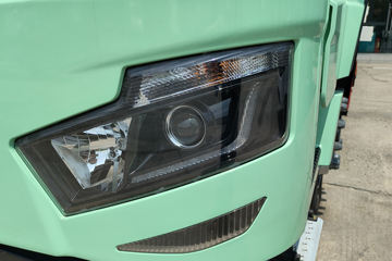 Զ��X7E 4X2 9.6�׻���ʽ���綯��������ʽ�ػ��� ����403kWhͼƬ