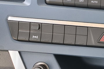 Զ��X7E 4X2 9.6�׻���ʽ���綯��������ʽ�ػ��� ����403kWhͼƬ