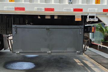 Զ��X7E 4X2 9.6�׻���ʽ���綯��������ʽ�ػ��� ����403kWhͼƬ