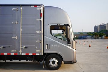 ���C9 �ȷ��� 4.315�׵��Ŵ��綯��ʽ�Ῠ ����ʱ��120kWhͼƬ