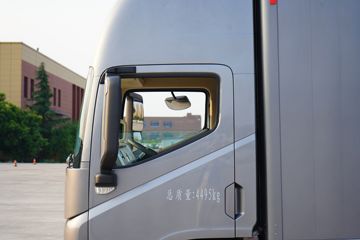 ���C9 �ȷ��� 4.315�׵��Ŵ��綯��ʽ�Ῠ ����ʱ��120kWhͼƬ