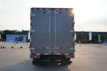 ���C9 �ȷ��� 4.315�׵��Ŵ��綯��ʽ�Ῠ ����ʱ��120kWhͼƬ