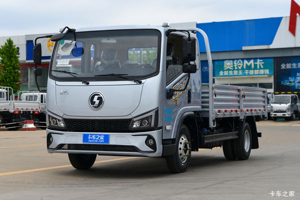 陕汽商用车 德龙G200 2.5L柴油 155马力 法士特6档 气刹 3.82米排半栏板轻卡