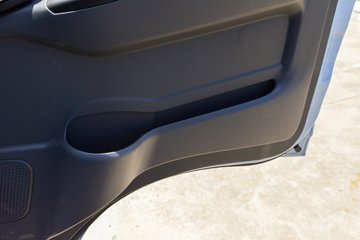���桤��EN ��ɲ 4.18�׵��Ŵ��綯��ʽ�Ῠ ����96.2kWhͼƬ
