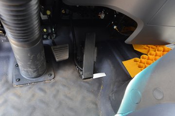 ���桤��EN ��ɲ 4.18�׵��Ŵ��綯��ʽ�Ῠ ����96.2kWhͼƬ