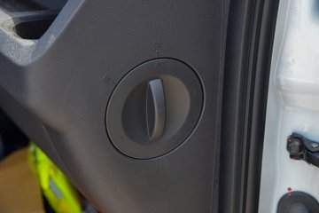 ������� ����EM 4.5T 4.14�׵��Ŵ��綯��ʽ�Ῠ63.75kWhͼƬ