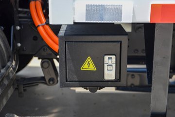 ������� ����EM 4.5T 4.14�׵��Ŵ��綯��ʽ�Ῠ63.75kWhͼƬ
