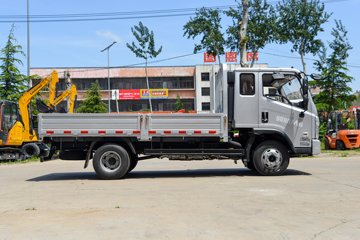 ���� ʱ���캽M6 2.5L���� 160���� ������6�� 3.8���Ű������ῨͼƬ