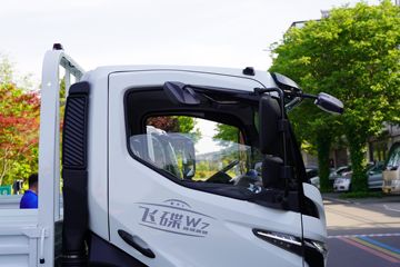 �ɵ�W7 2.7L CNG 190���� ��ʿ��8�� ��ɲ 4.15�׵��������ῨͼƬ