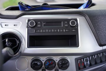 �ɵ�W7 2.7L CNG 190���� ��ʿ��8�� ��ɲ 4.15�׵��������ῨͼƬ