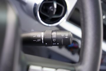 �ɵ�W7 2.7L CNG 190���� ��ʿ��8�� ��ɲ 4.15�׵��������ῨͼƬ
