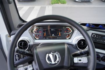 �ɵ�W7 2.7L CNG 190���� ��ʿ��8�� ��ɲ 4.15�׵��������ῨͼƬ