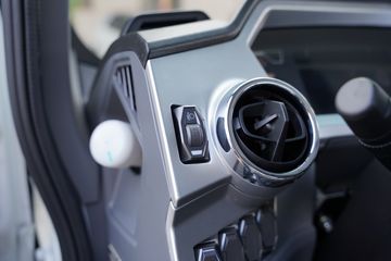 �ɵ�W7 2.7L CNG 190���� ��ʿ��8�� ��ɲ 4.15�׵��������ῨͼƬ