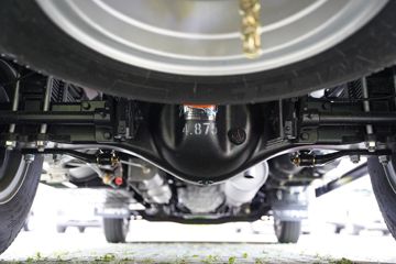�ɵ�W7 2.7L CNG 190���� ��ʿ��8�� ��ɲ 4.15�׵��������ῨͼƬ