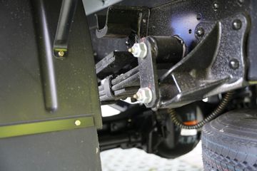 �ɵ�W7 2.7L CNG 190���� ��ʿ��8�� ��ɲ 4.15�׵��������ῨͼƬ