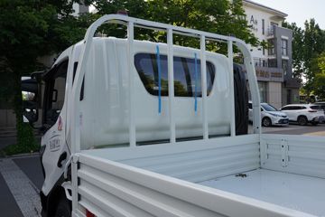 �ɵ�W7 2.7L CNG 190���� ��ʿ��8�� ��ɲ 4.15�׵��������ῨͼƬ