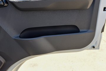 ʱ���캽S1 ��ҵ�� 1.6L���� 122���� ����5�� 3.1��˫������С��ͼƬ