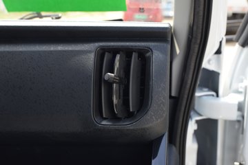 ʱ���캽S1 ��ҵ�� 1.6L���� 122���� ����5�� 3.1��˫������С��ͼƬ