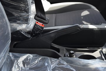 ʱ���캽S1 ��ҵ�� 1.6L���� 122���� ����5�� 3.1��˫������С��ͼƬ