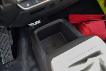 ʱ���캽S1 ��ҵ�� 1.6L���� 122���� ����5�� 3.1��˫������С��ͼƬ
