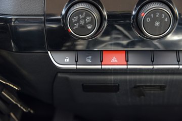 ʱ���캽S1 ��ҵ�� 1.6L���� 122���� ����5�� 3.1��˫������С��ͼƬ