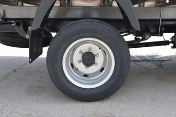 ʱ���캽S1 ��ҵ�� 1.6L���� 122���� ����5�� 3.1��˫������С��ͼƬ