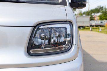 ��������Q����ʽ 2.5��˫�Ŵ��綯����΢�� ���׿�50.23kWhͼƬ