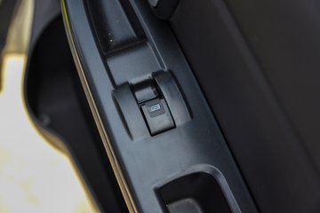 ���� ����V2 �ܶ��� 1.6L 122���� ���� 3.2�׵�������΢��ͼƬ