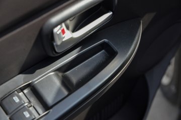 ���� ����V2 �ܶ��� 1.6L 122���� ���� 3.2�׵�������΢��ͼƬ