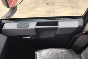 ���������콢KX ����ҫ�� 14.5L LNG 580���� 6X4 ����12�� AMT�Զ��� ǣ����ͼƬ