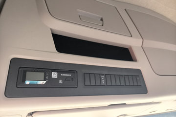���������콢KX ����ҫ�� 14.5L LNG 580���� 6X4 ����12�� AMT�Զ��� ǣ����ͼƬ