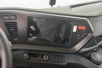 ���������콢KX ����ҫ�� 14.5L LNG 580���� 6X4 ����12�� AMT�Զ��� ǣ����ͼƬ
