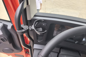 ���������콢KX ����ҫ�� 14.5L LNG 580���� 6X4 ����12�� AMT�Զ��� ǣ����ͼƬ