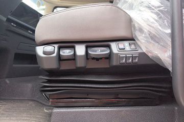 ���������콢KX ����ҫ�� 14.5L LNG 580���� 6X4 ����12�� AMT�Զ��� ǣ����ͼƬ