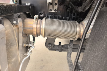 ���������콢KX ����ҫ�� 14.5L LNG 580���� 6X4 ����12�� AMT�Զ��� ǣ����ͼƬ