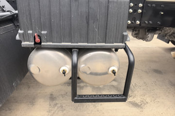���������콢KX ����ҫ�� 14.5L LNG 580���� 6X4 ����12�� AMT�Զ��� ǣ����ͼƬ
