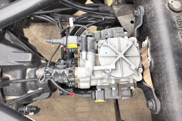 ���������콢KX ����ҫ�� 14.5L LNG 580���� 6X4 ����12�� AMT�Զ��� ǣ����ͼƬ
