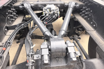 ���������콢KX ����ҫ�� 14.5L LNG 580���� 6X4 ����12�� AMT�Զ��� ǣ����ͼƬ