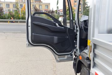 �й�����HOWO ����H3 2.3L���� 148���� ������6�� 4.15�׵��������ῨͼƬ