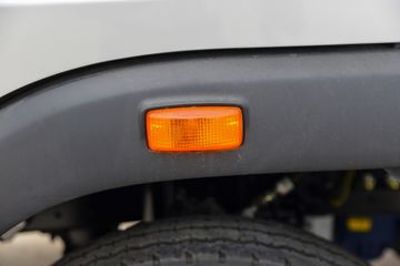 ����HOWO�Ῠ����H3 2.4L���� 165���� 8�� 4.15�׵�����ʽ�ῨͼƬ