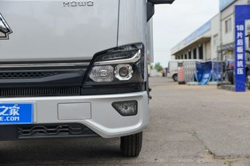 ����HOWO�Ῠ����H3 2.4L���� 165���� 8�� 4.15�׵�����ʽ�ῨͼƬ