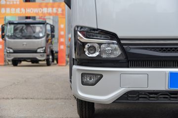 ����HOWO�Ῠ����H3 2.4L���� 165���� 8�� 4.15�׵�����ʽ�ῨͼƬ