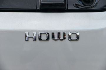 ����HOWO�Ῠ����H3 2.4L���� 165���� 8�� 4.15�׵�����ʽ�ῨͼƬ