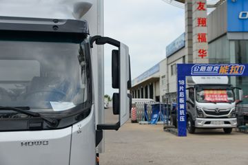 ����HOWO�Ῠ����H3 2.4L���� 165���� 8�� 4.15�׵�����ʽ�ῨͼƬ