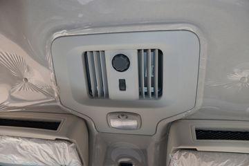 ����HOWO�Ῠ����H3 2.4L���� 165���� 8�� 4.15�׵�����ʽ�ῨͼƬ