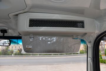 ����HOWO�Ῠ����H3 2.4L���� 165���� 8�� 4.15�׵�����ʽ�ῨͼƬ
